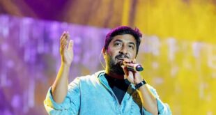 vineeth sreenivasan live